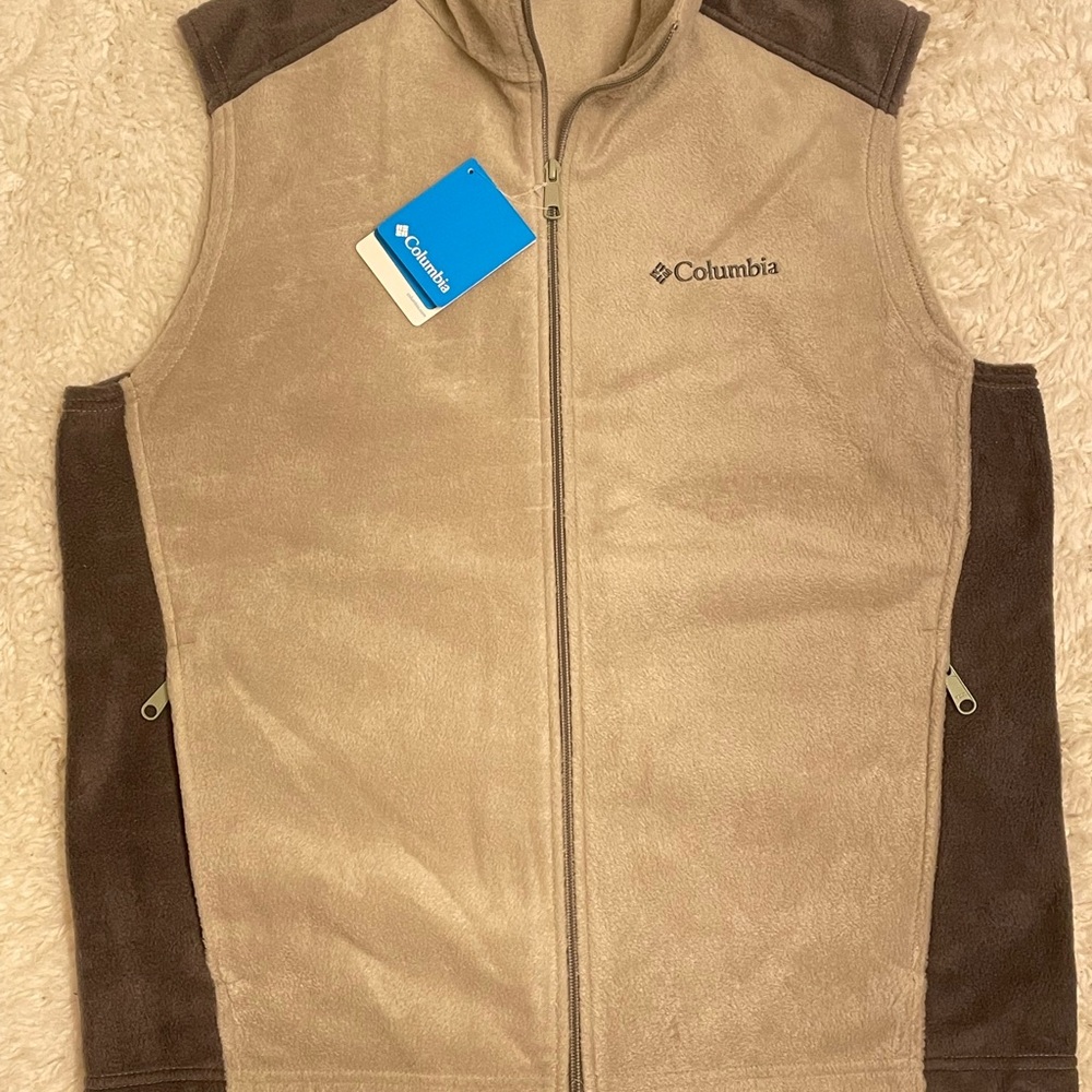 Mens New Columbia Vest size medium
